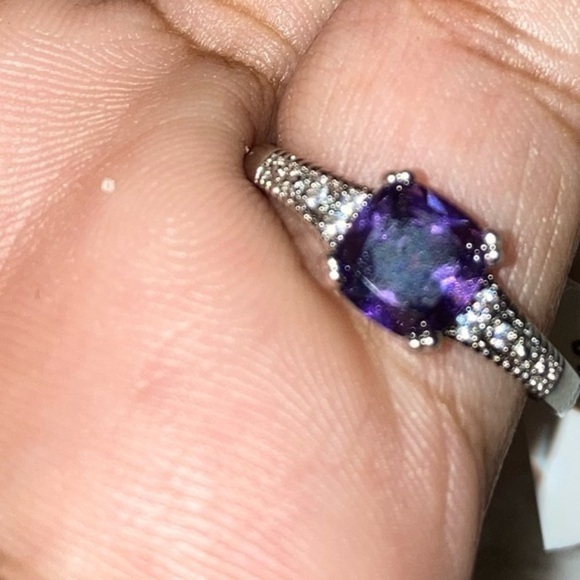 #1 Purple and White Zircon ring 1.31 ctw in Silvertone size 9.5 - Picture 10 of 10